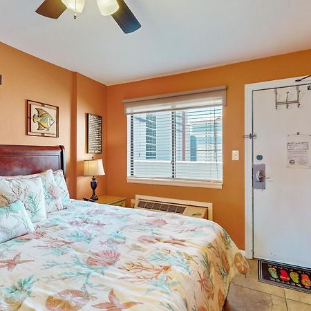 Apartament Ocean Breezes Myrtle Beach Zewnętrze zdjęcie